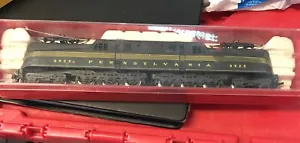 AHM Pennsylvania Green Electric Locomotive ( B1) - Picture 1 of 2