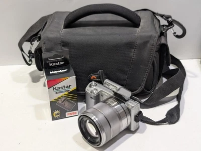 Câmera sem espelho Sony Alpha NEX-5N 16.1MP com estojo de lente 18-55mm OSS e obturador 12K - Imagem 1 de 4