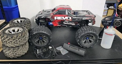 Traxxas Revo 3.3 4wd RTR NITRO Monster Truck W/tqi (red) - Image 1 of 4