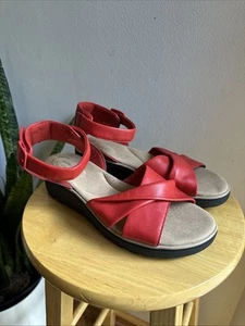 Clarks Collection Jillian Bella Leather Ankle-Strap Platform Sandal Red Size 9.5 - Bild 1 von 6