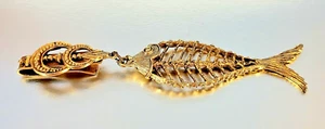 Rare Vintage ART Arthur Pepper Fish Pendant Sash Pocket Clip Gold Tone Hook - Picture 1 of 21