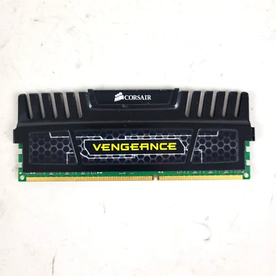 Corsair Vengeance | 4GB  DDR3 1600MHz PC3 | Desktop Ram | CMZ16GX3M4A1600C9 | - Image 1 of 3