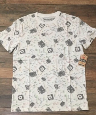 Urban Pipeline Fashion Tee Men's T-Shirt Stereos Boom Box Cassette Players - Image 1 of 2