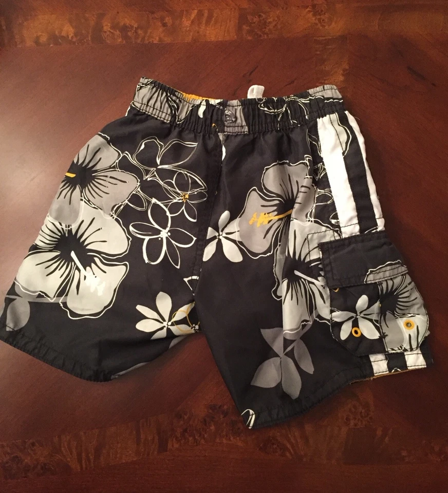 Bañador Children’s Place Boys Talla XS 4 Tropical Hawaii Shorts Foto 1 de 4