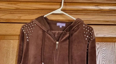 MUJER DARLING LS CONJUNTO DE JOGGING PANTALONES JKT CON CAPUCHA DK BRN TERCIOPELO MEZCLA DE ALGODÓN NUEVO M Foto 1 de 4