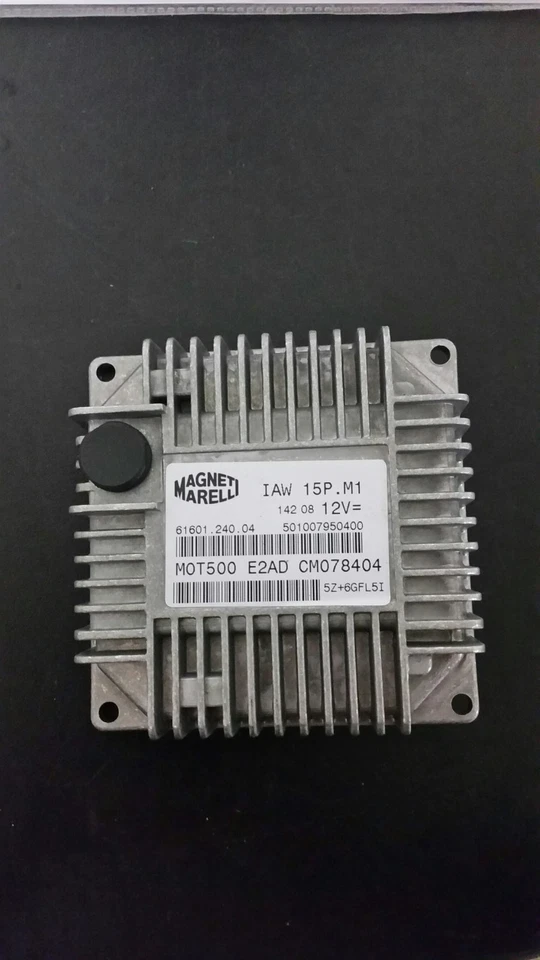 Centralina Piaggio X9 cod. 501007950400  IAW 15P.M1 rif. 61601.240.04 (art.35) - Immagine 1 di 1