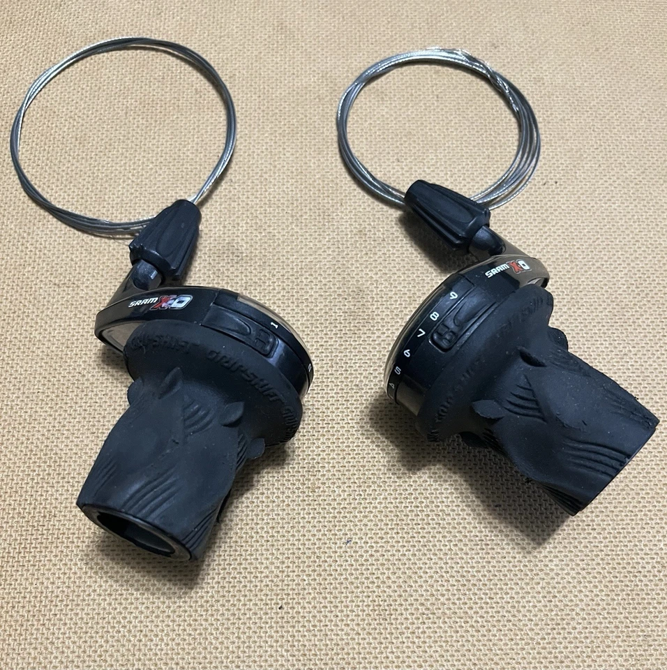 Juego de palanca de cambios SRAM XO 3 x 9 velocidades Grip Shift Twist Foto 1 de 4
