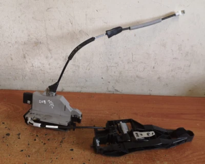 PEUGEOT 208 2016 GT LINE NSR PASSENGER SIDE REAR DOOR LOCK MECHANISM 9812501480 - Image 1 of 4