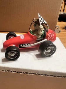 Hallmark Keepsake Acorn 500 Christmas Ornament 1995 - Picture 1 of 4