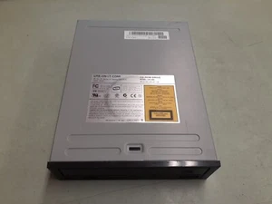 Lite-On LTN-486 IDE 48x Internal CD-ROM Drive 0611WY 611WY - Black Bezel - Picture 1 of 6