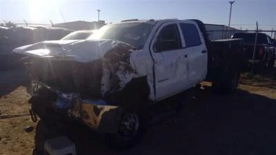 Used Fuel Injection Throttle Body fits: 2019 Chevrolet Silverado 3500 pickup thr Foto 1 de 4