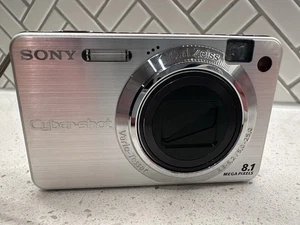 Sony CyberShot DSC-W150 Digital Camera Silver  Tested Works Fast Shipping - Picture 1 of 7