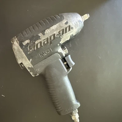 Snap On Tools MG31 Air Impact 3/8 Drive Black - Image 1 of 3