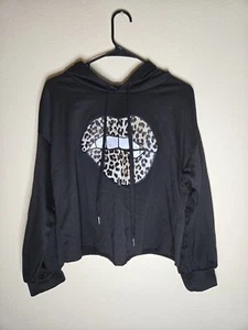 Womens Hoodie Medium Black Leopard Print Lips Graphic Sweatshirt Juniors - Picture 1 of 5