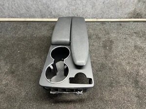 ✔MERCEDES W204 C300 C250 C63 CONSOLA CENTRAL REPOSABRAZOS REPOSABRAZOS OEM - Imagen 1 de 6