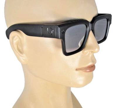 Матовые черные пластиковые солнцезащитные очки TRUE RELIGION с зеркальными линзами TRM1889X-4MB-FNS-U - Изображение 1 из 4