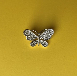 Gerry’s goldtone Butterfly Openwork Filled Scrolling Filigran Pin Brooch 1980s - Bild 1 von 5