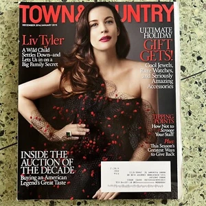 Town & Country Magazine December 2014/January 2015 Liv Tyler - Picture 1 of 3
