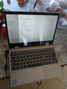 Lenovo Yoga 720-12ikb 14" 128GB SSD, Intel i3-7200U 8GB) Laptop - Read Descripti - Picture 1 of 8