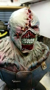 RESIDENT EVIL - NEMESIS custom bust - Picture 1 of 1