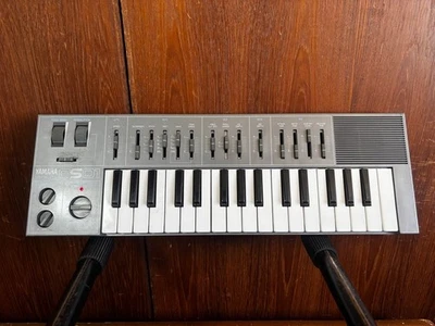 Yamaha CS01 rare white color vintage analog monophonic synthesizer - Image 1 of 4