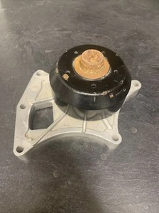 Engine Cooling Fan Pulley Bracket X242FH for Sierra 2500 HD C4500 Topkick C5500 - Picture 1 of 7