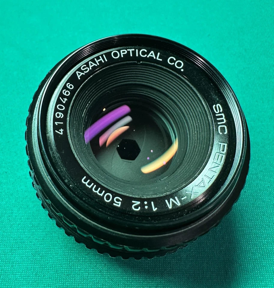 SMC PENTAX - M 1:2 50mm con ADAPTADOR DE MONTAJE PK-MEX EN EXCELENTE ESTADO Foto 1 de 4