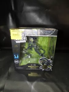 Aliens Xenomorph Soldier #2 Mini Epics Weta Workshop Limited Ed Gamestop - Picture 1 of 5