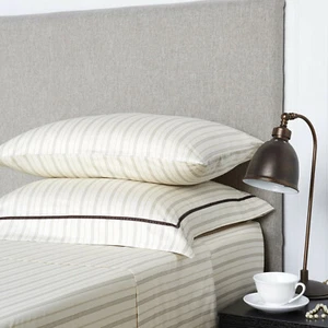 Fundas de almohada Christy of London Bloomsbury a rayas algodón satén beige - Imagen 1 de 2