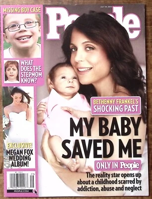 PEOPLE MAGAZINE 7/19/10 BETHENNY FRANKEL SHOCKING PAST MEGAN FOX WEDDING Z5111 - Image 1 of 2