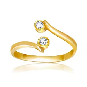 Anillo de oro amarillo de 14k con circonitas cúbicas acentuado con punta curva - Imagen 1 de 1