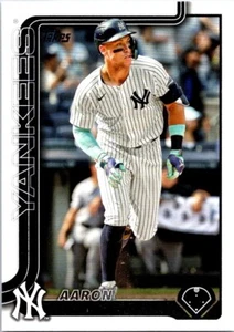 2025 Topps Series 1 New York Yankees - Aaron Judge #300 - Picture 1 of 2