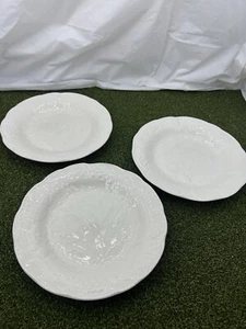 3 Burleigh Davenport Staffordshire Embossed Strawberry Grape Leaf 8” Salad Plate - Picture 1 of 5