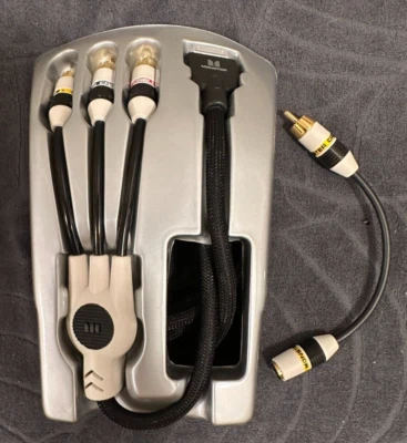 Monster iTV Link for iPod to S-Video Audio 10 ft Composite Cable New - Image 1 of 3