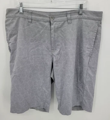 Pantalones Cortos Travis Mathew Para Hombre 36 Gris Frente Plano Exterior Golf Rendimiento Informal Foto 1 de 4