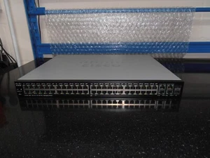 Commutateur intelligent PoE 48 ports Cisco Small Business SF300-48PP SRW248G4P-K9 V02 - Photo 1/5