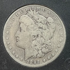 DÓLAR DE PLATA MORGAN 1892 ~ EN MUY BUEN ESTADO ~ BONITA MONEDA ~ SOPORTE REF# - Imagen 1 de 4