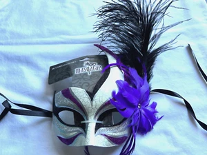 Venetian Side Bird Feather Mardi Gras Masqarae Women Purple / Black Eye Mask - Picture 1 of 4