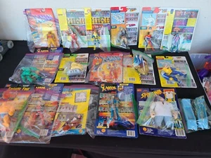 Lot x17 Vintage Marvel 90s X-Men Action Figures Toy Biz Spiderman cardbacks Fan - Picture 1 of 23