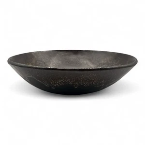 Tazón para servir frutas de cerámica MMClay Onyx Studio borde esmaltado semi mate negro - Imagen 1 de 8