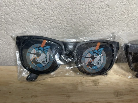 2 Vintage Florida Marlins Billy The Marlin Novelty Glasses Sun Glasses Alamo NOS Cover