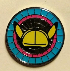 Pokemon TCG Detective Pikachu - Official Metal Coin - Charizard GX Case File - Picture 1 of 2