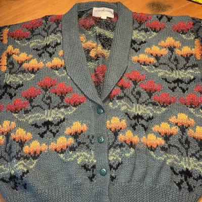 137 Peruvian Connection VTG  Art Deco Intarsia Alpaca Floral Cardigan Sweater L - Image 1 of 4