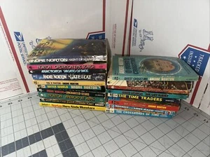 Andre Norton Vintage Lot of 18 Paperback Books, Multiple Series - Bild 1 von 20