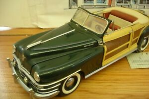 FRANKLIN MINT DIE CAST 1948 CHRYSLER TOWN & COUNTRY CONVERTIBLE 1:24 SCALE 