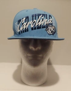 Carolina del Norte Tacones Alquitranados New Era 9FIFTY NCAA Gorra 7 1/4 Ajustada Sombrero Bordado - Imagen 1 de 10