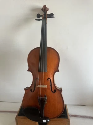 Old 1/2 Size violin Solid  flamed maple back spruce top hand carved 0180 - Image 1 of 4