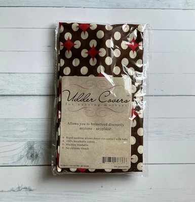 Cubiertas de ubre cubierta de enfermería marrón con lunares crema/diamantes rojos Foto 1 de 4