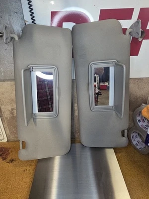 Nissan Titan Armada QX56 Sun Visor Gray OEM Driver & Passenger Sun Visors 04-14 - Image 1 of 4