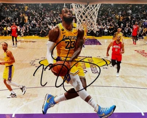 LeBron James Signed 8x10" LAKERS NBA Authentic Original Autograph - Picture 1 of 2